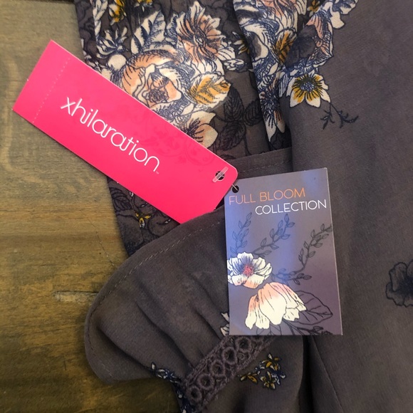 Xhilaration “Full Bloom Collection” Cardigan - Picture 8 of 14